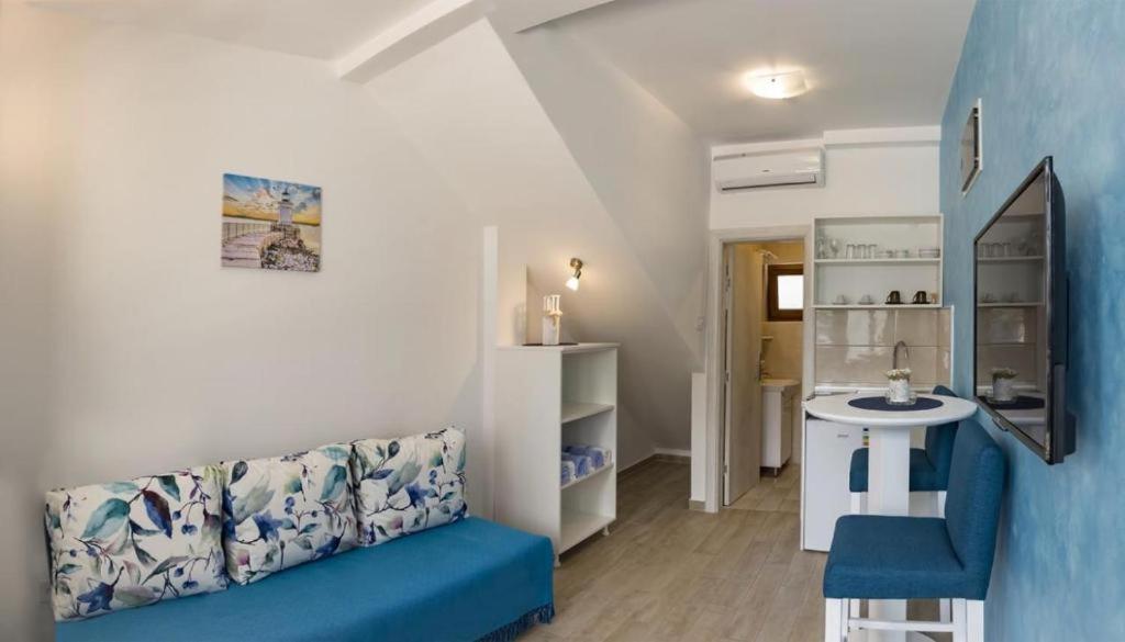 Trojanovic Apartments ティヴァト エクステリア 写真